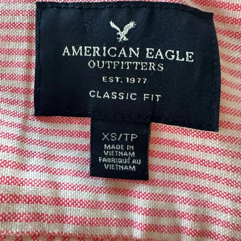 American Eagle Pink Button Down Shirt - Picture 3 of 3